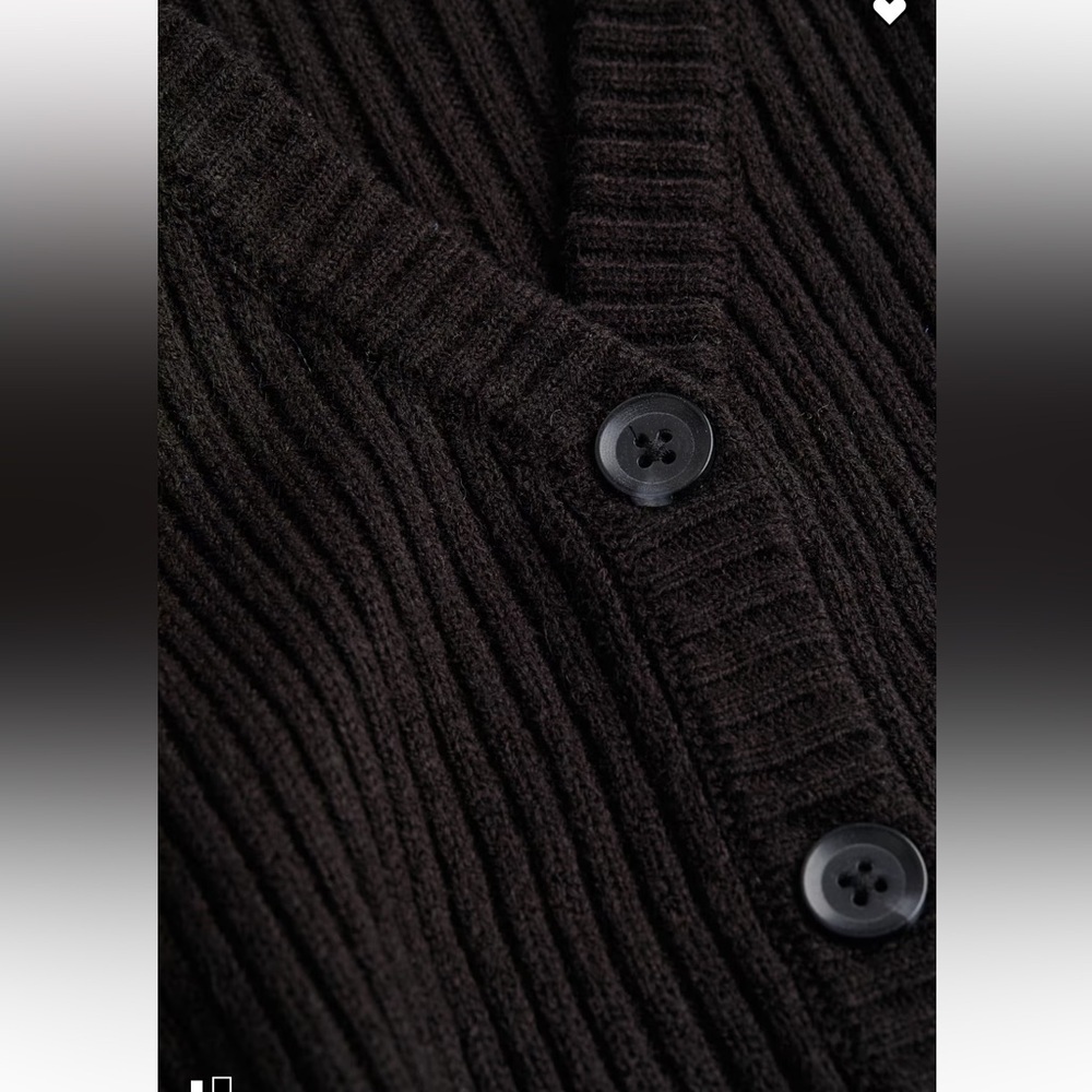H&M Black Ribbed V-Neck Cropped Cardigan size small - Picture 3 of 8
